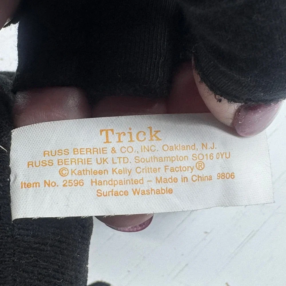Russ Berrie Li'l Treaters Trick Black Cat Halloween Plush Pumpkin Kathleen Kelly